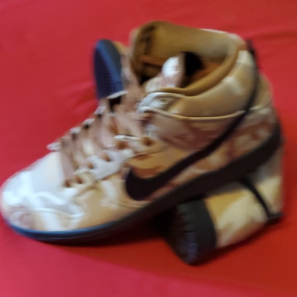Nike SB Dunk High Pro size 10 - Picture 2 of 4